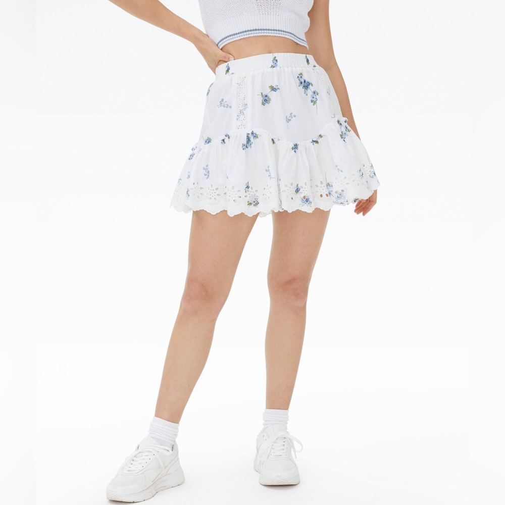 Nwt size Large mini skirt floral flouncy skirt - Picture 5 of 14